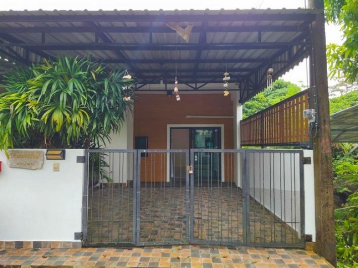 For Sales: Pakhlok, One-storey Townhouse @Soi Takiang, 2 bedrooms 1 bathrooms