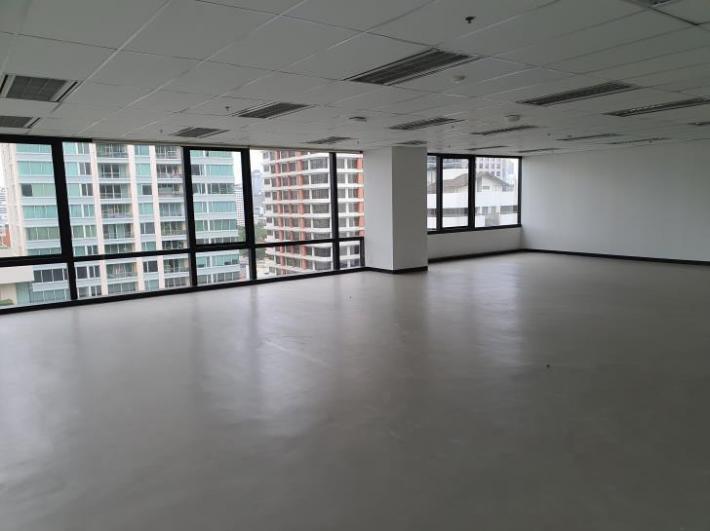 20 : Office space for rent!!! Tisco Tower near MRT Lumpini