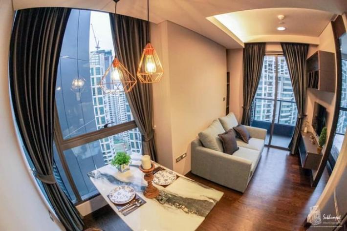 The Lumpini 24 private nice clean 32nd floor BTS Phrom Phong